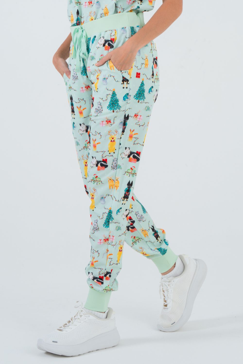 Christmas Tails Women’s 8-Pocket Cargo Scrub Pants