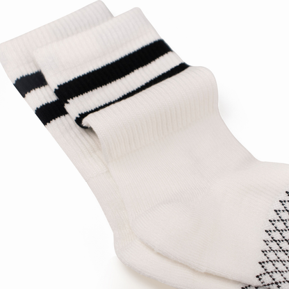 [Double Black Stripes on White]