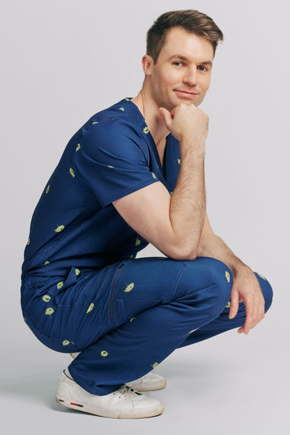 Disney & Pixar’s Toy Story Men’s Cargo Scrub Pants, Little Green Men