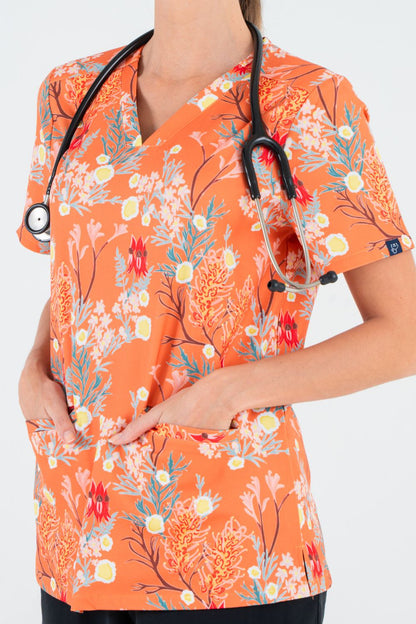 Sunburnt Country Women’s 3-Pocket Scrub Top