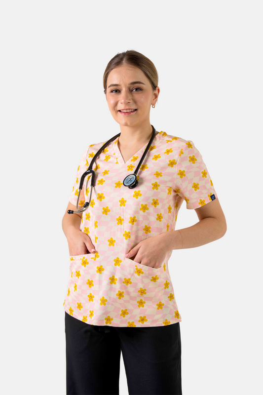 Daisy Delight Women’s 3-Pocket Scrub Top